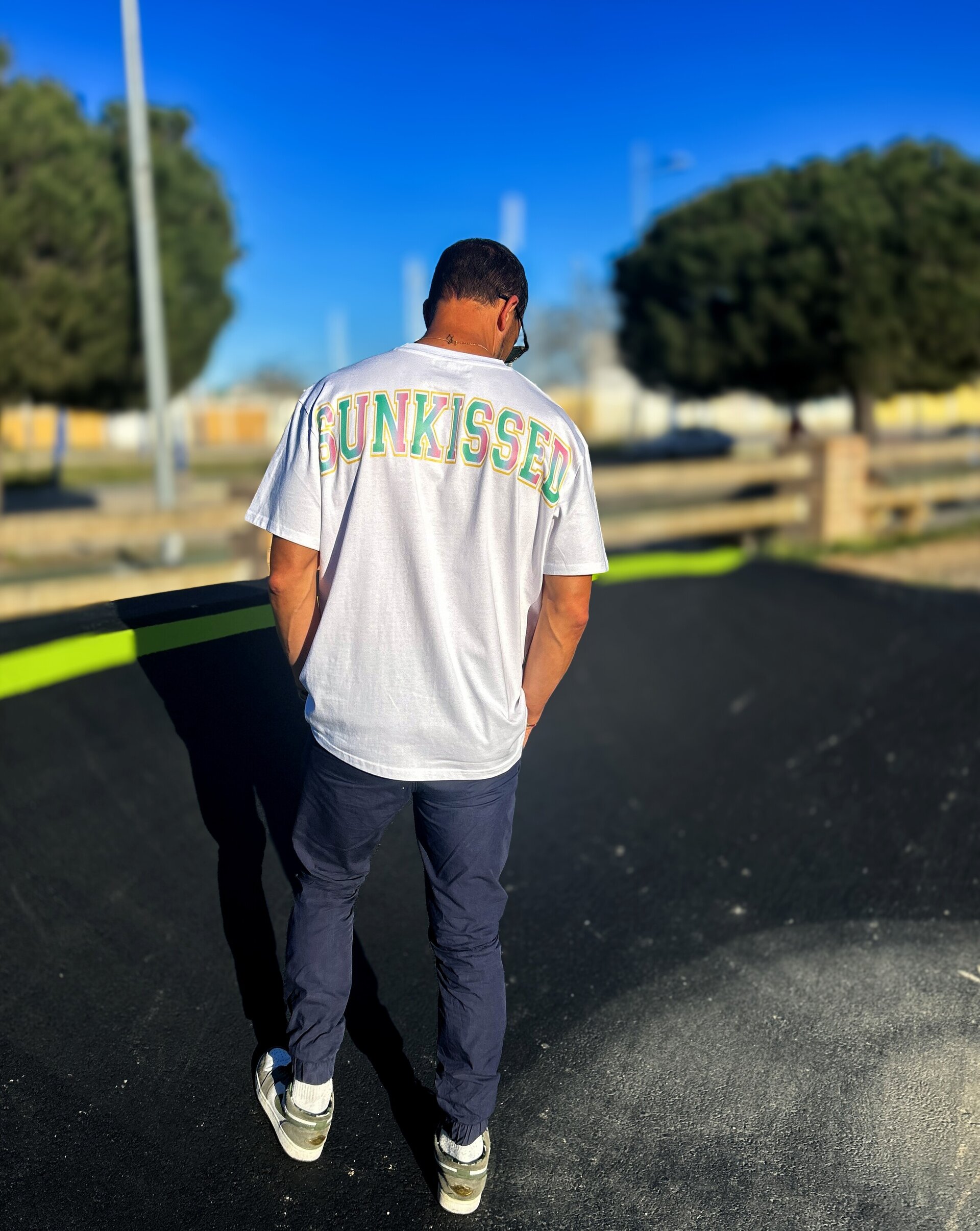 CAMISETA OVERSIZE SUNKISSED - 3